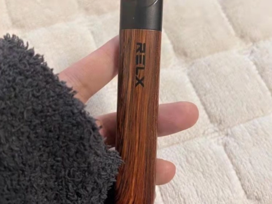 relx悦刻二代阿尔法-月夜罗兰测评